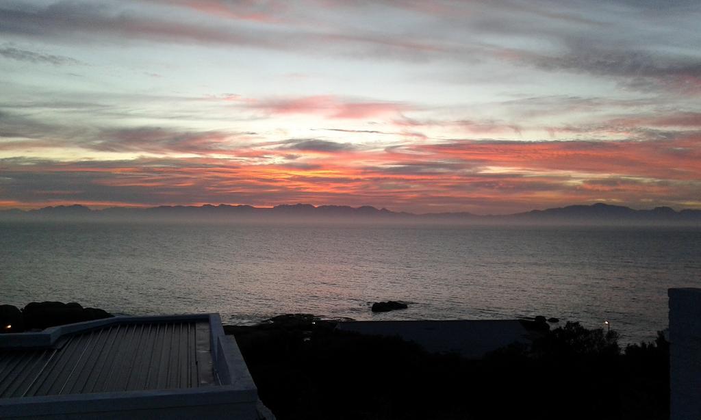 Dream A Little Apartment Simon's Town Bilik gambar