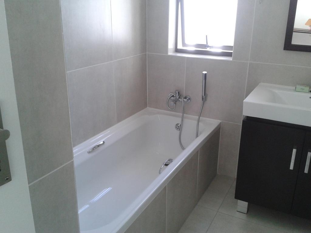 Dream A Little Apartment Simon's Town Bilik gambar